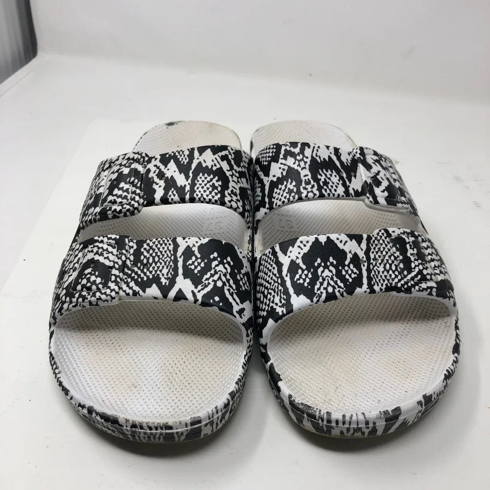 Freedom Moses Slides Womens US 7 8  Black White Snakeskin Print Sandals